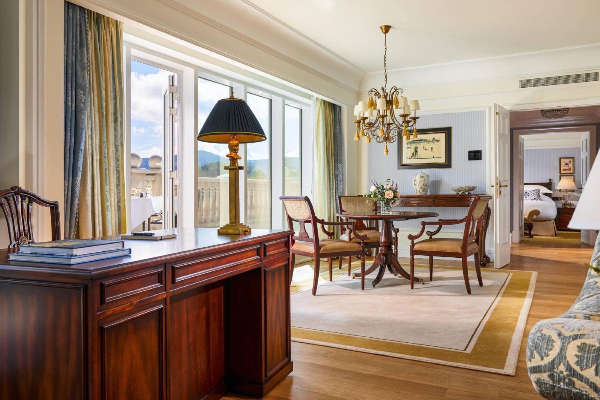 Powerscourt Hotel, Autograph Collection Hotel 5*